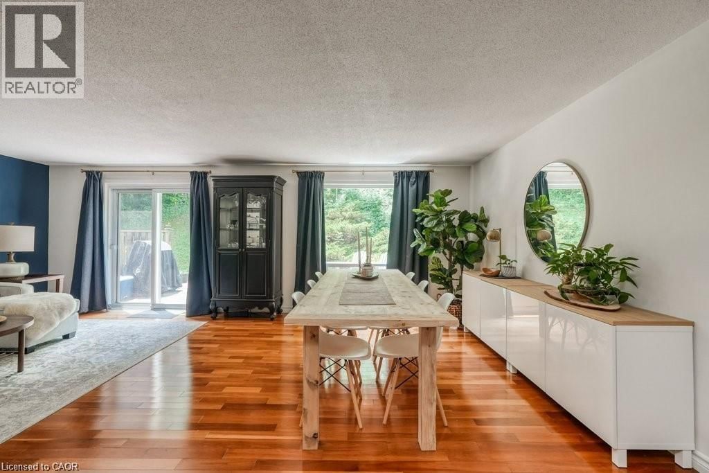 29 - 220 SALISBURY AVENUE Image 14