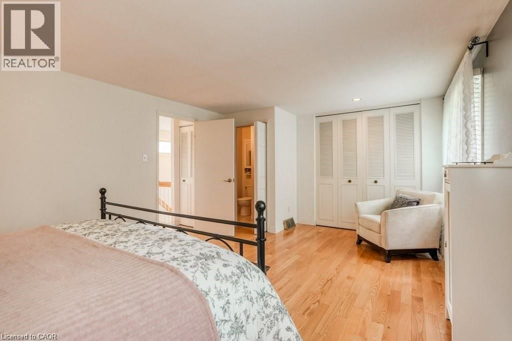 29 - 220 SALISBURY AVENUE Image 26