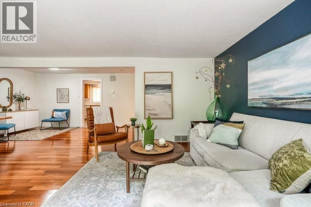 29 - 220 SALISBURY AVENUE Image 9