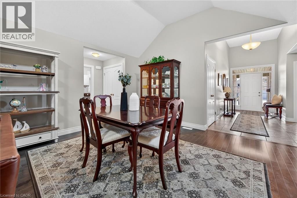 117 WILLOWDALE CRESCENT Image 10