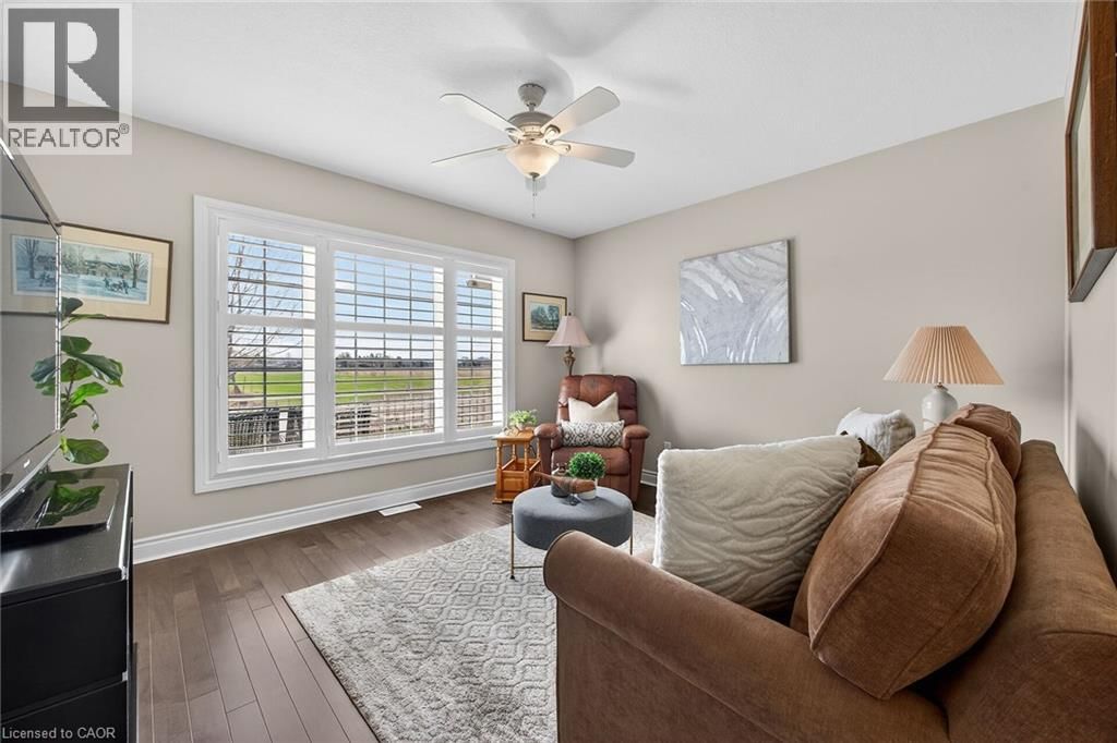 117 WILLOWDALE CRESCENT Image 21