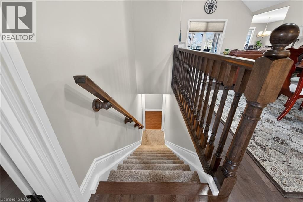 117 WILLOWDALE CRESCENT Image 29