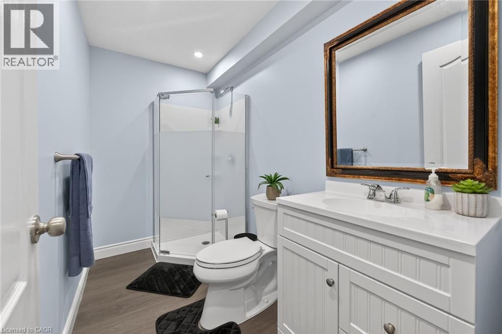 117 WILLOWDALE CRESCENT Image 35