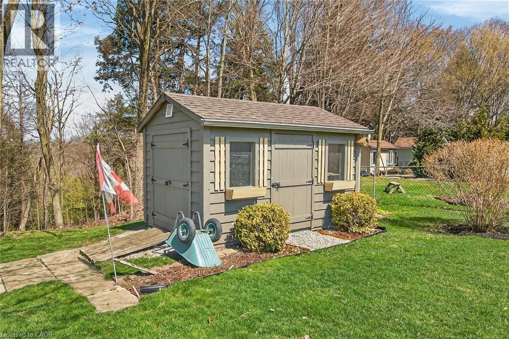 117 WILLOWDALE CRESCENT Image 41