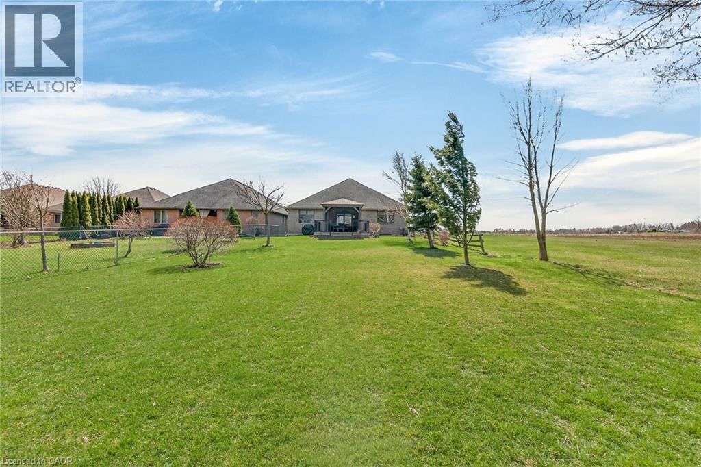 117 WILLOWDALE CRESCENT Image 45