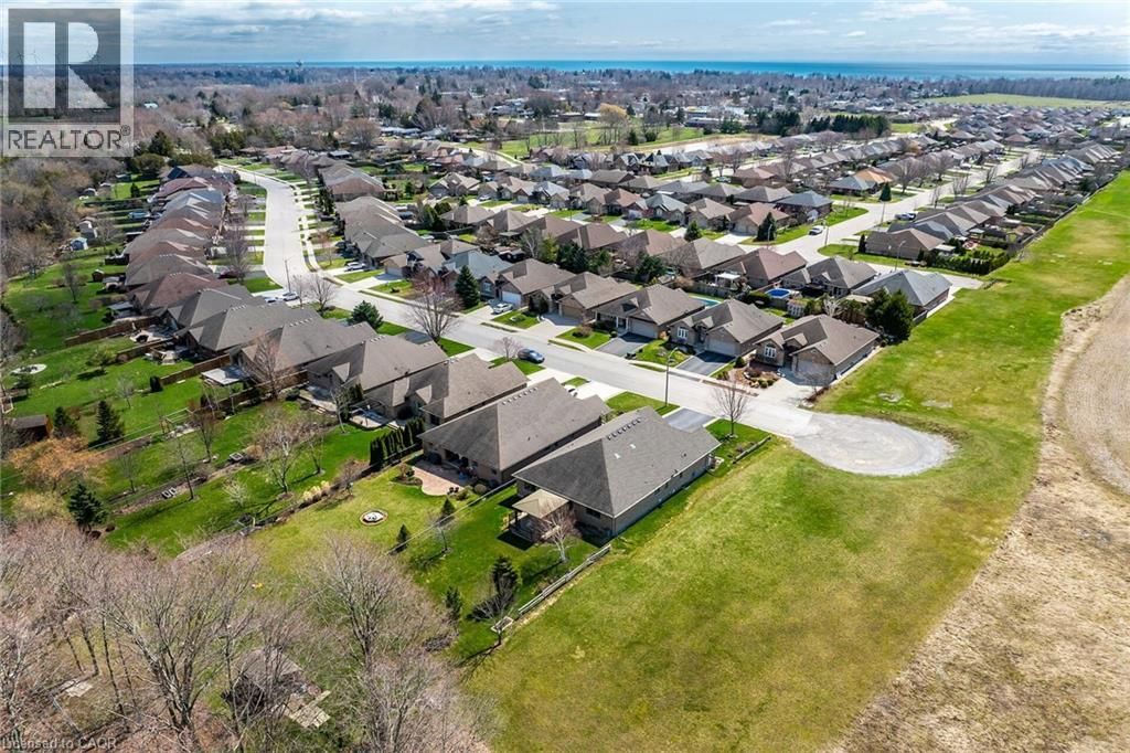 117 WILLOWDALE CRESCENT Image 46