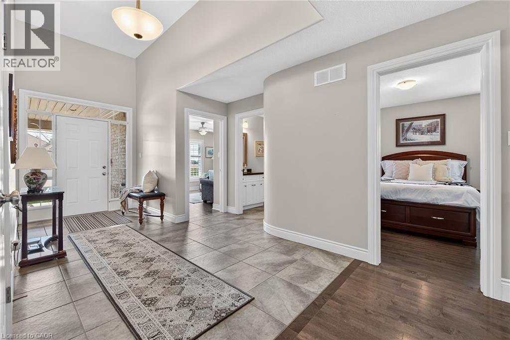 117 WILLOWDALE CRESCENT Image 7