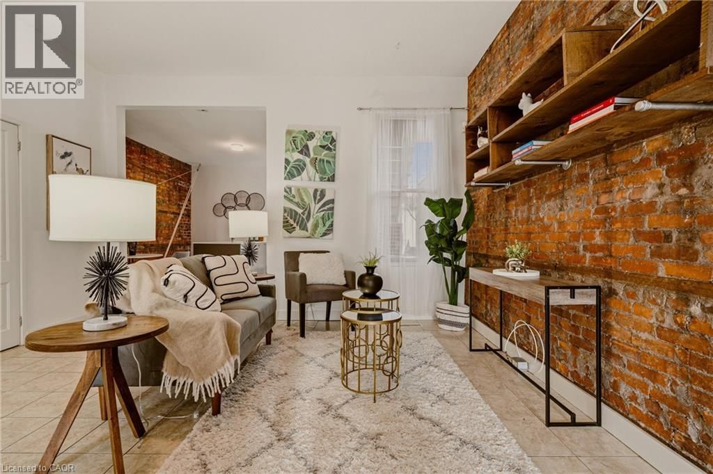 163 VICTORIA AVENUE NORTH Image 4