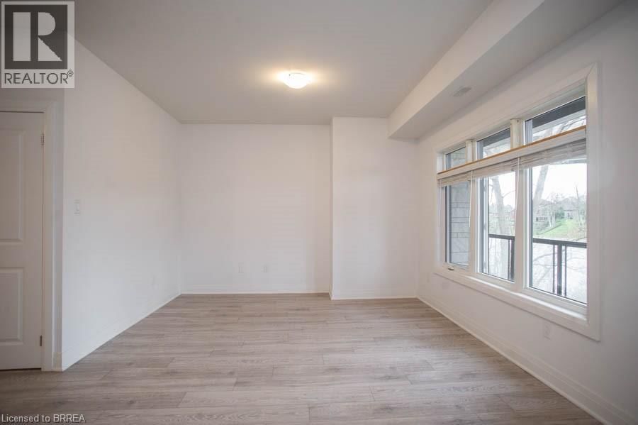 11 - 2 WILLOW STREET Image 6