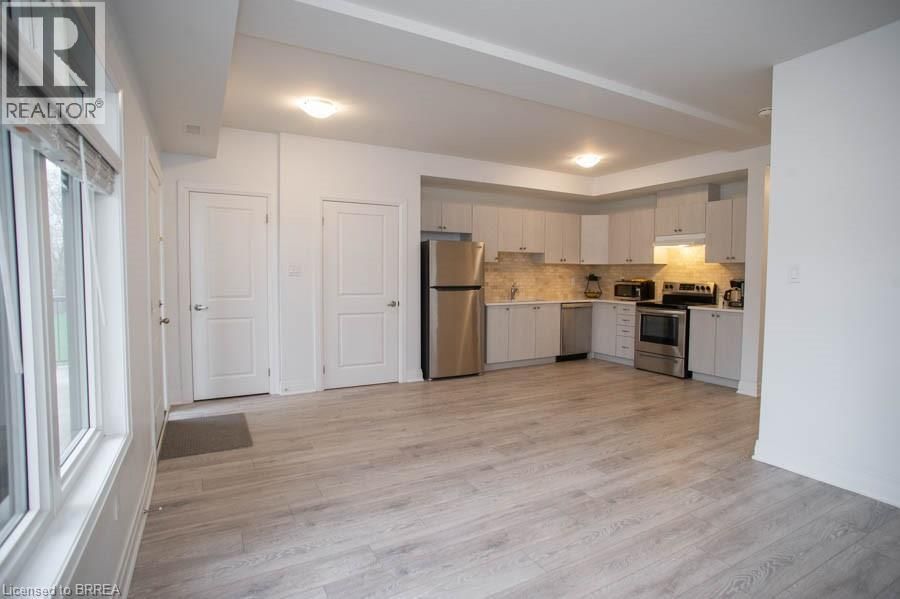 11 - 2 WILLOW STREET Image 7