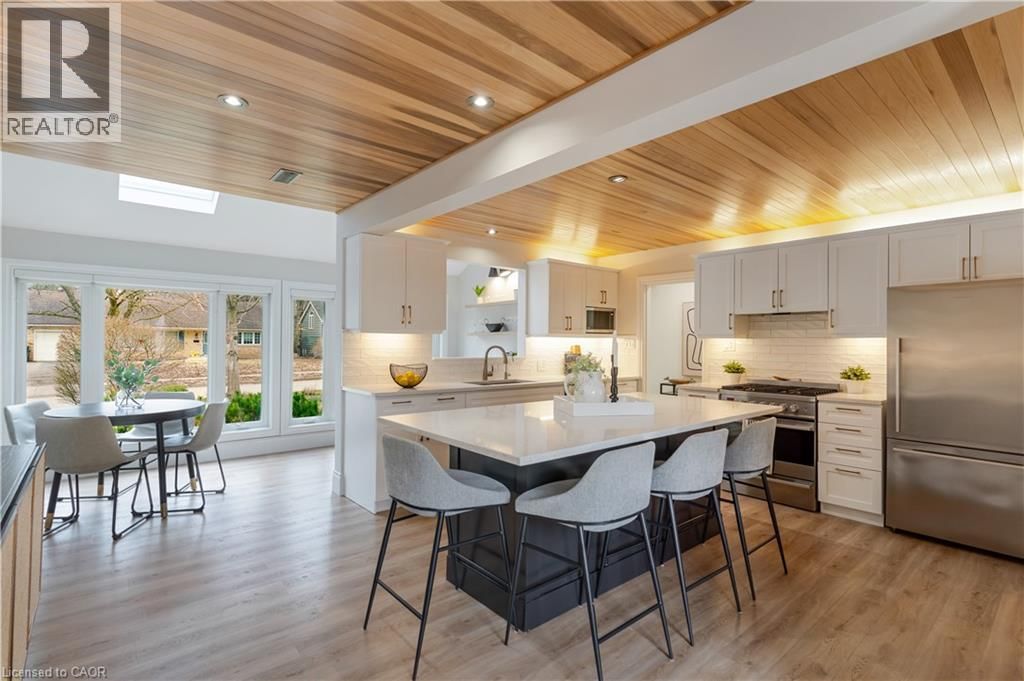 226 FORSYTH DRIVE Image 14