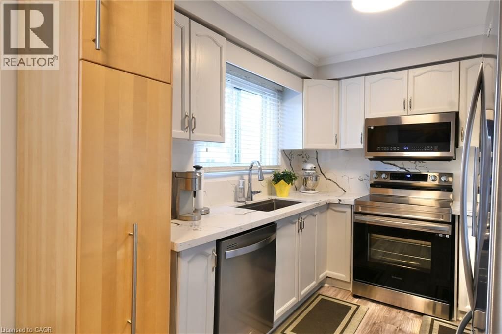 98 - 11 HARRISFORD STREET Image 13