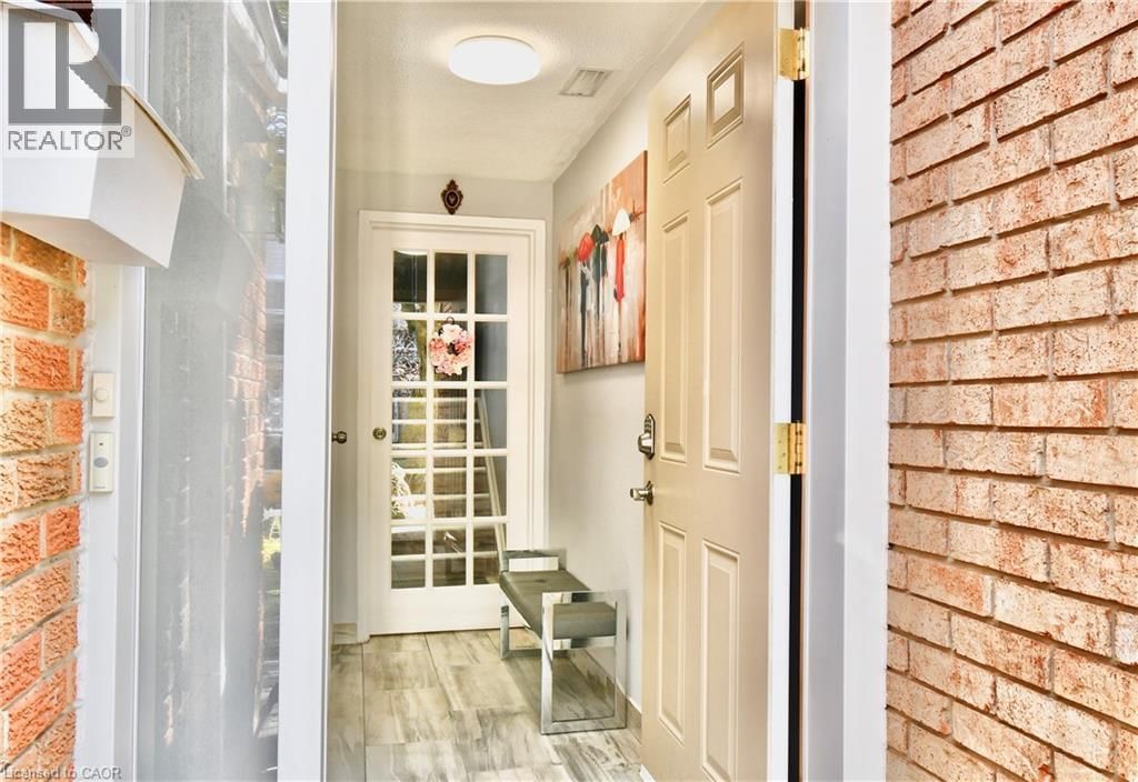 98 - 11 HARRISFORD STREET Image 3