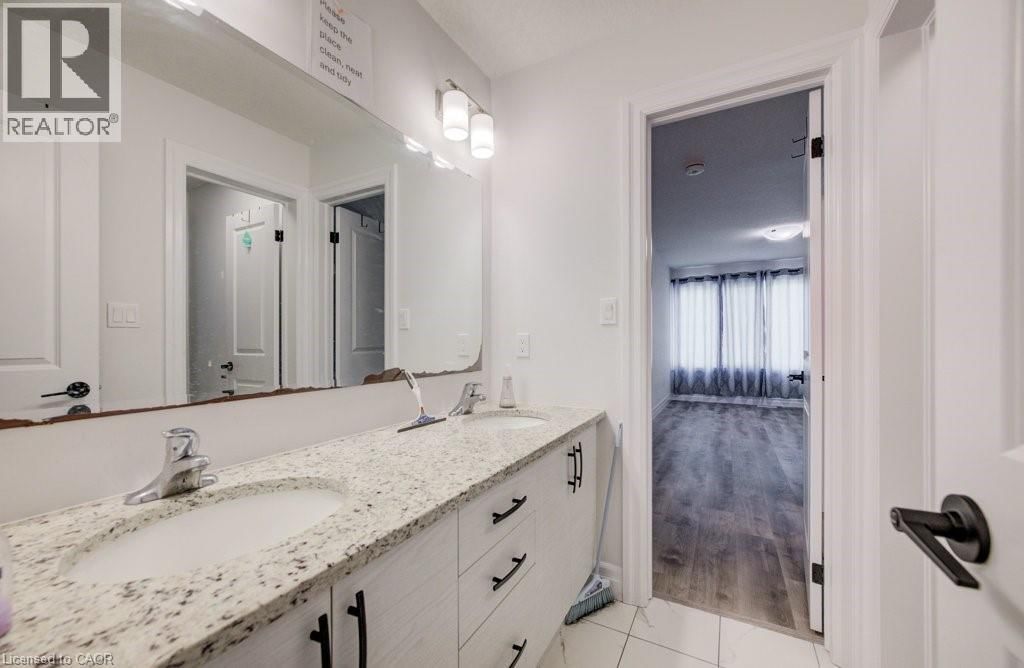 19 - 32 FAITH STREET Image 28