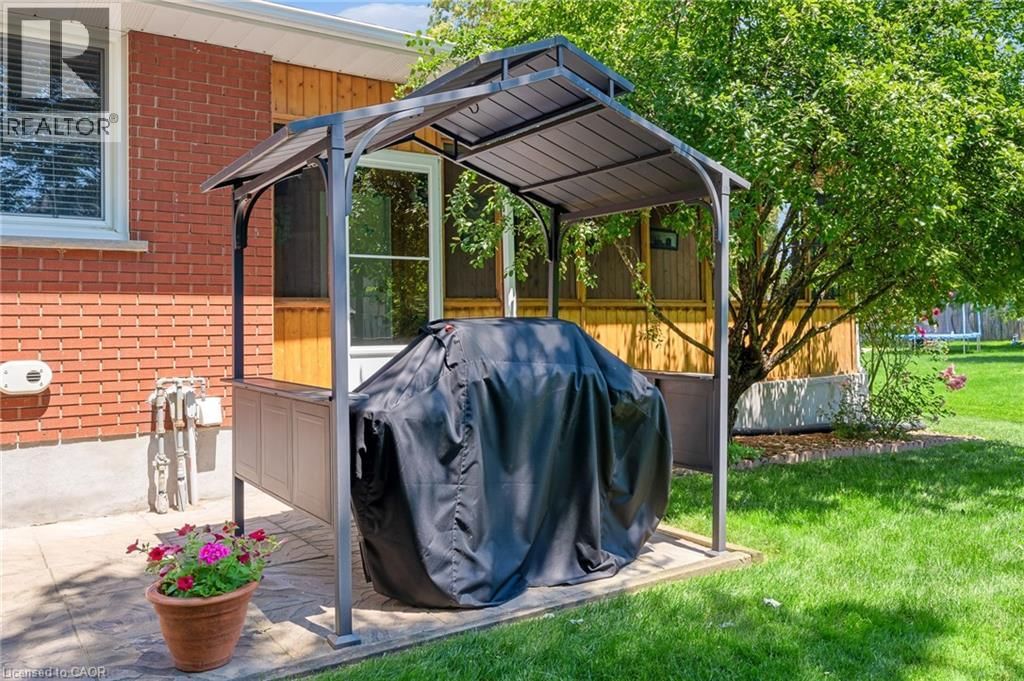 54 VALLEY ROAD Image 8