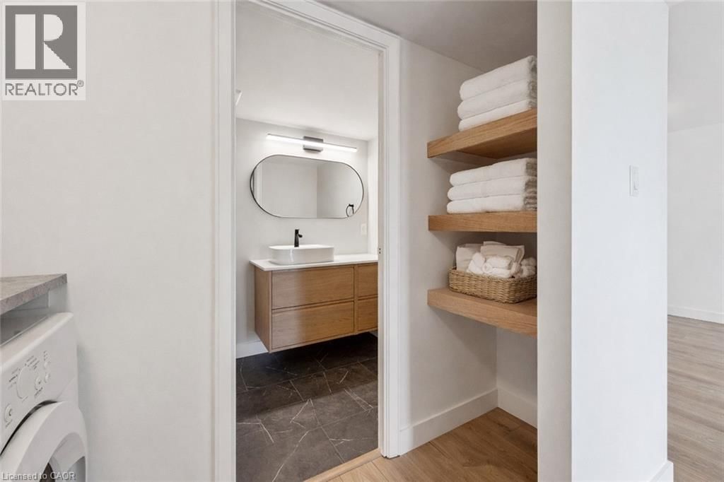 902 - 358 WATERLOO AVENUE Image 18