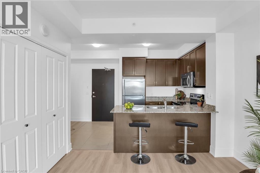 904 - 144 PARK STREET Image 15