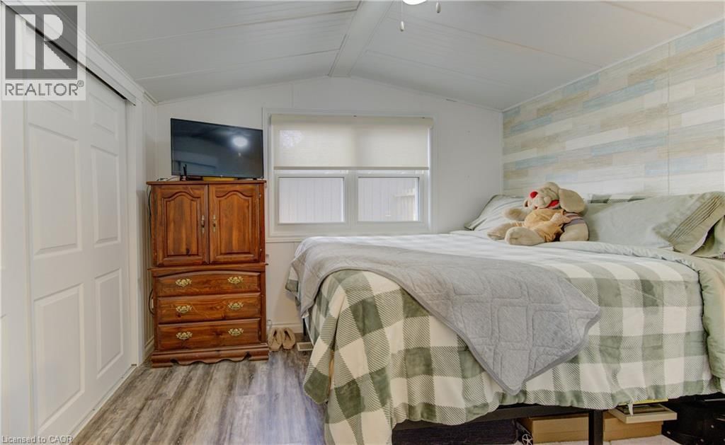 11 - 580 BEAVER CREEK ROAD Image 20