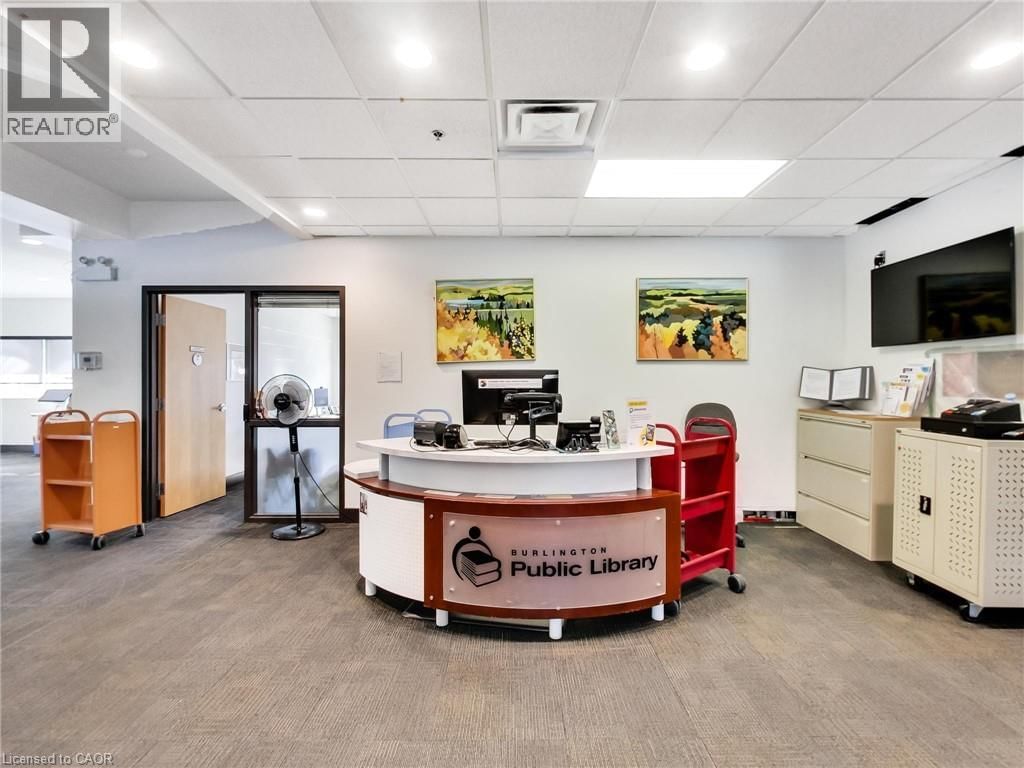 100 - 540 PLAINS ROAD EAST Image 13