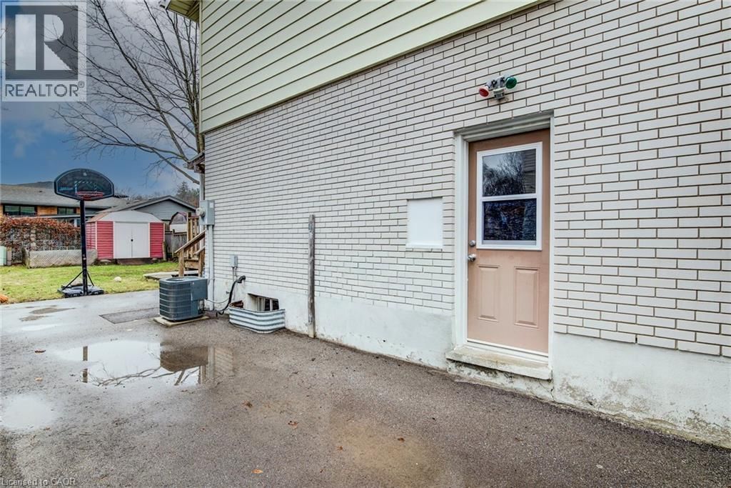 88 WESTWOOD DRIVE Image 28