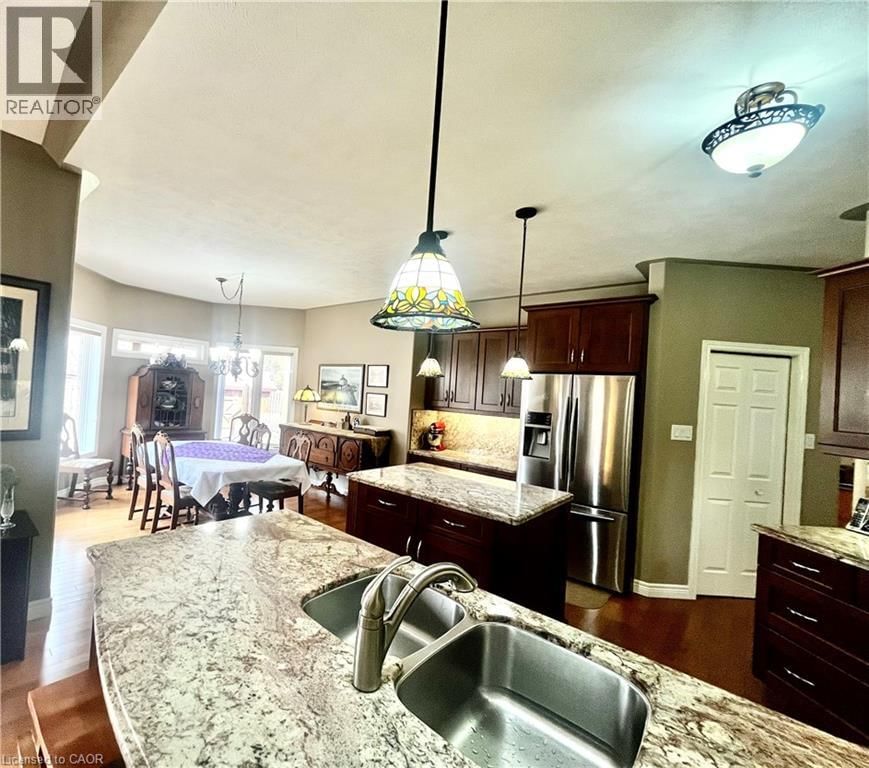 37 MULBERRY LANE Image 11