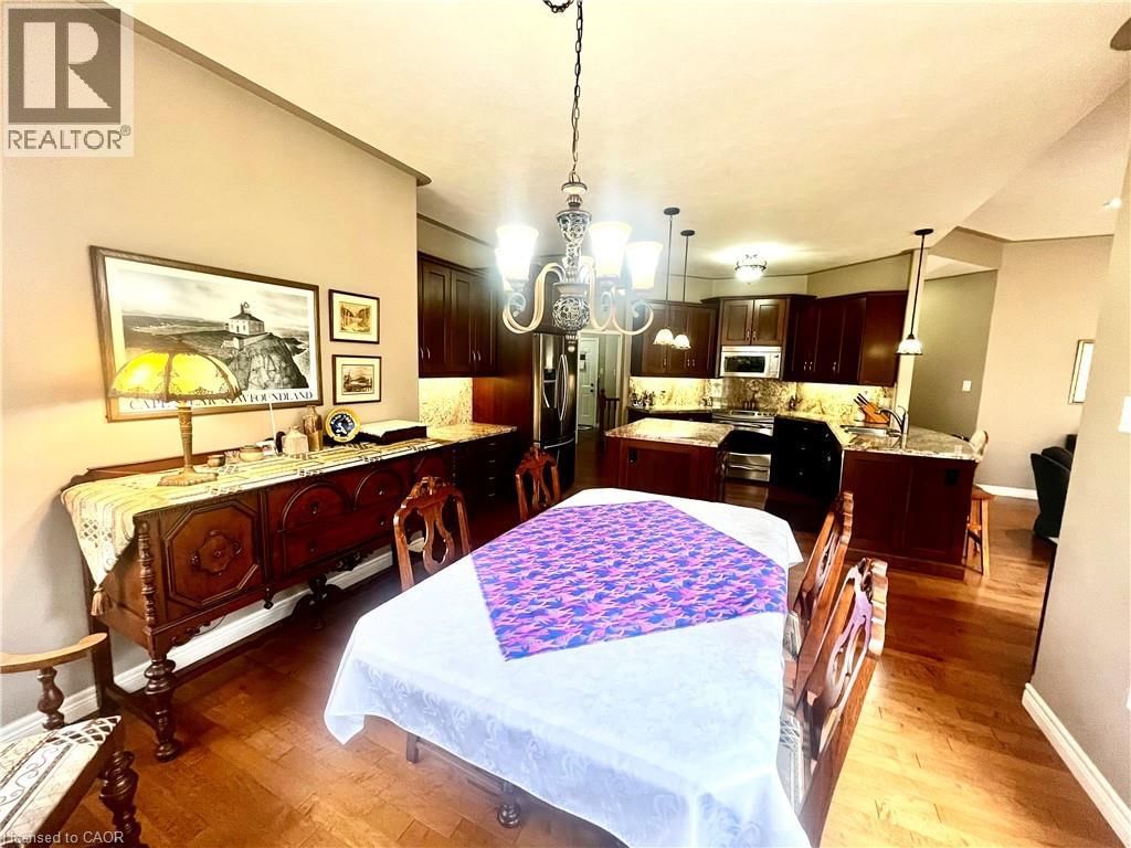 37 MULBERRY LANE Image 12