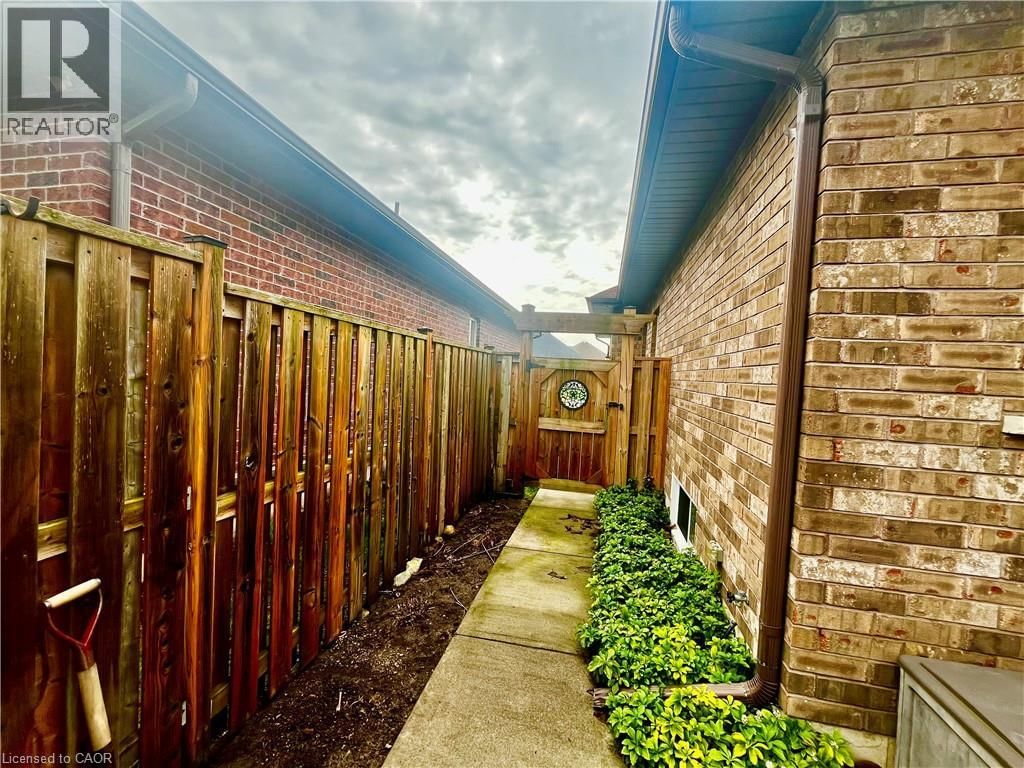 37 MULBERRY LANE Image 29