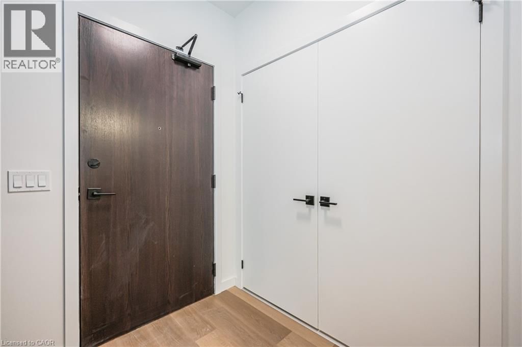 501 - 24 UNION STREET EAST Image 7