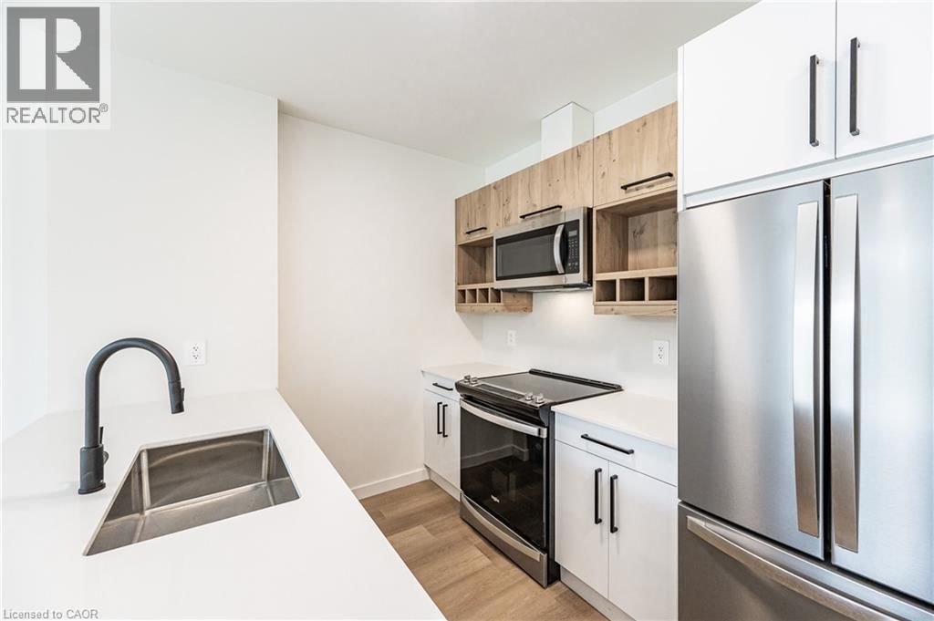 606 - 24 UNION STREET EAST Image 15