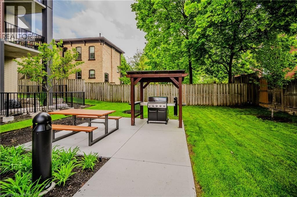 606 - 24 UNION STREET EAST Image 31