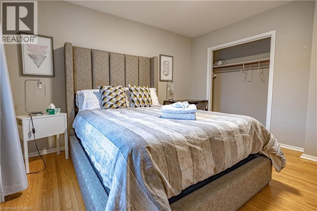 60 AUSTIN DRIVE Image 15