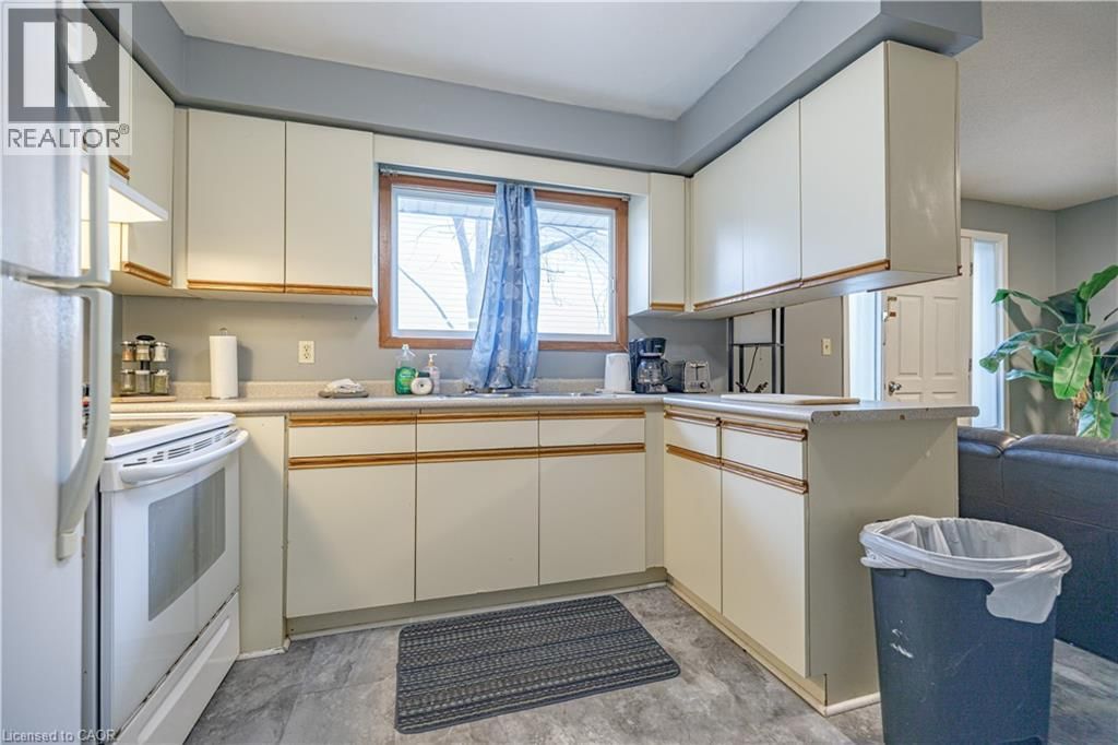 60 AUSTIN DRIVE Image 5