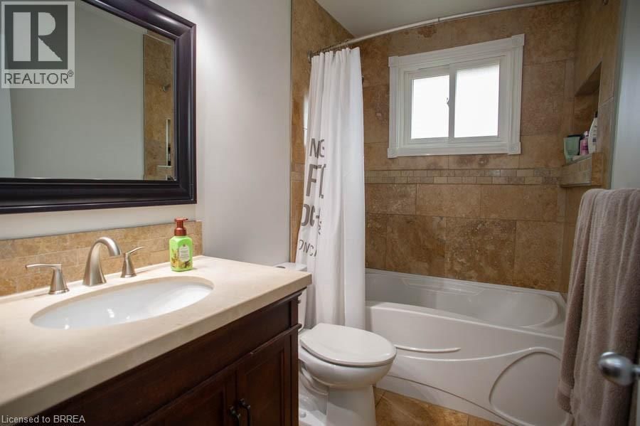 102 CENTURY HILL DRIVE Image 18