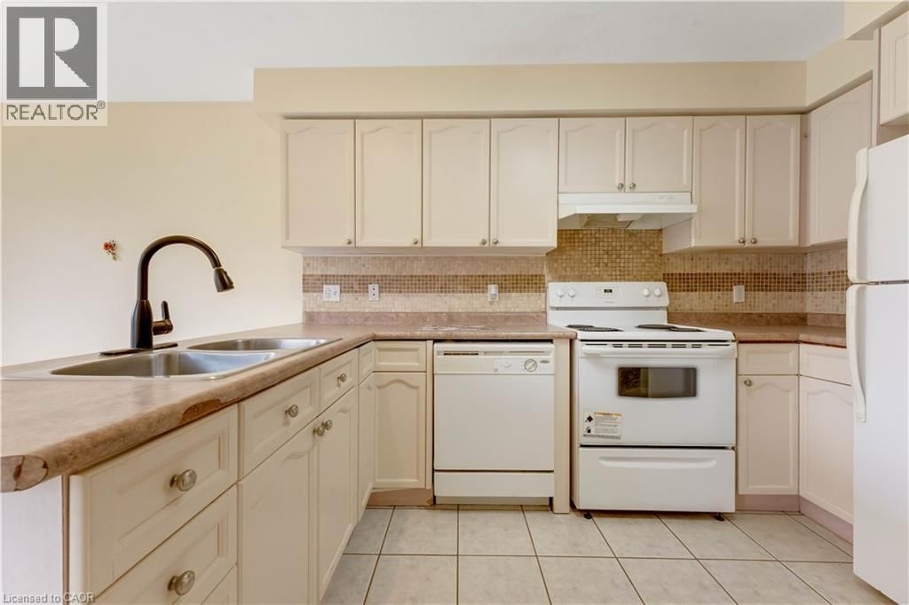 76 TEMPLEWOOD DRIVE Image 11