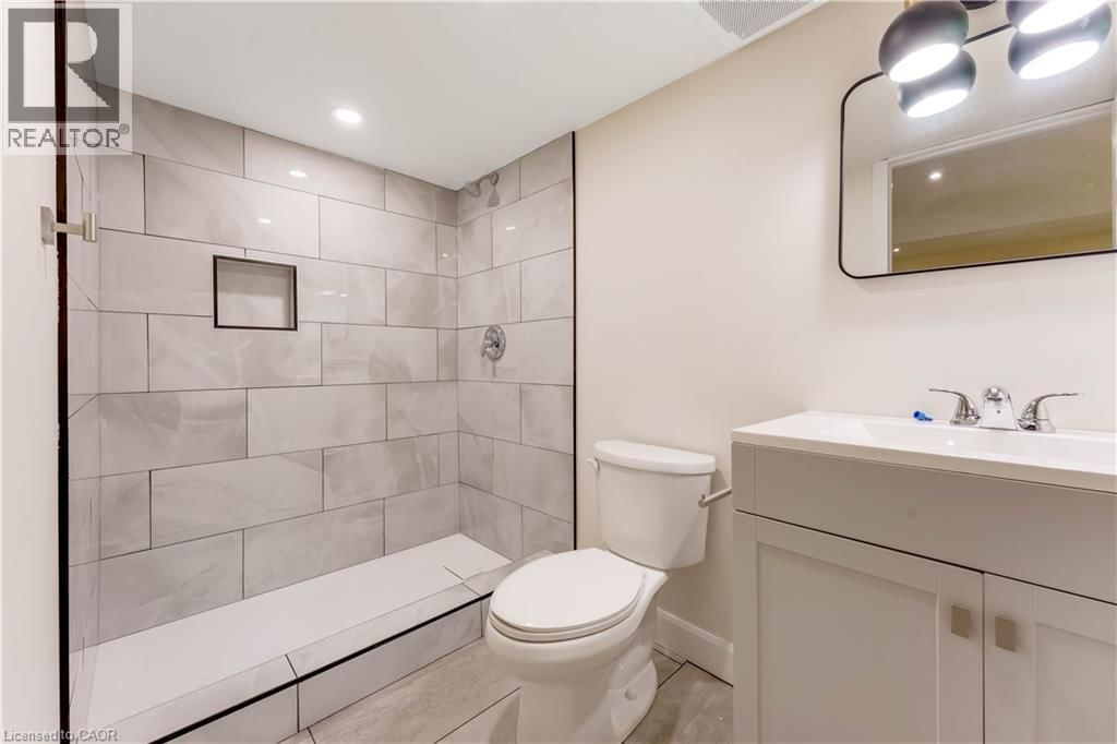 76 TEMPLEWOOD DRIVE Image 24