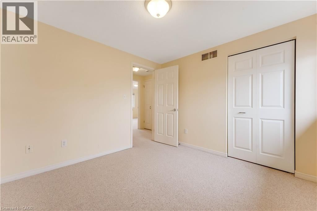 76 TEMPLEWOOD DRIVE Image 32