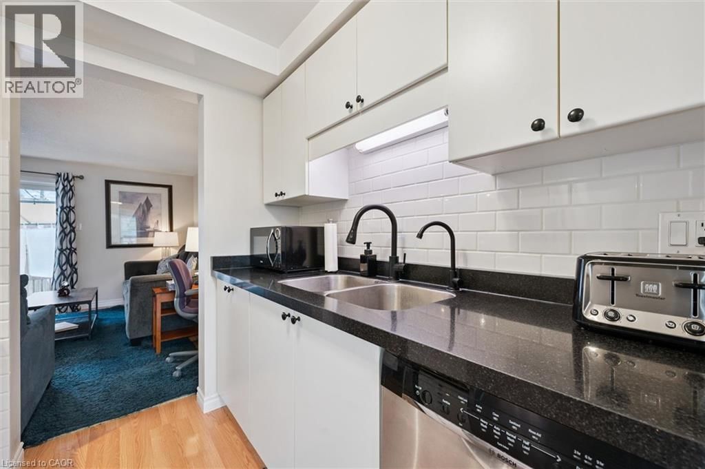 1 - 465 WOOLWICH STREET Image 13