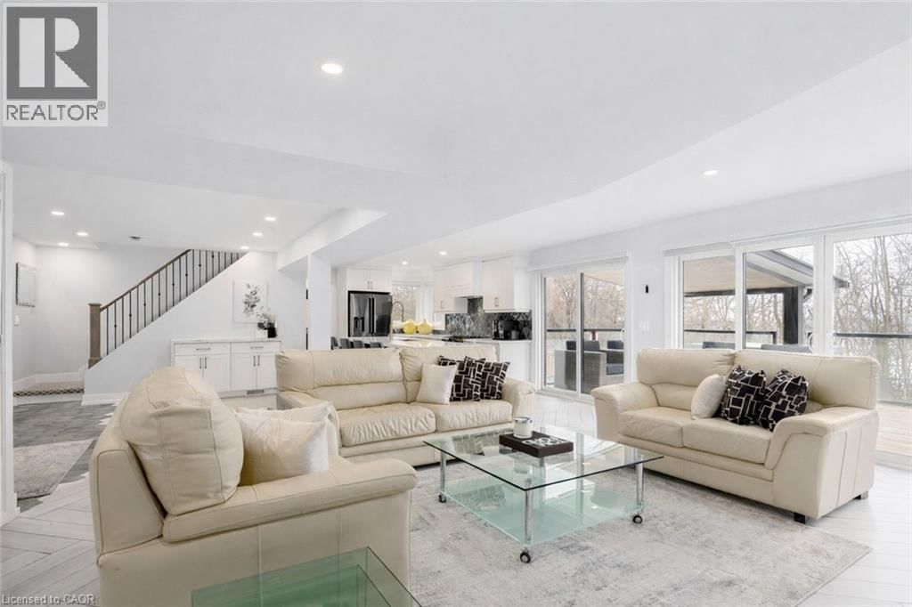 676 BAYSHORE BOULEVARD Image 14