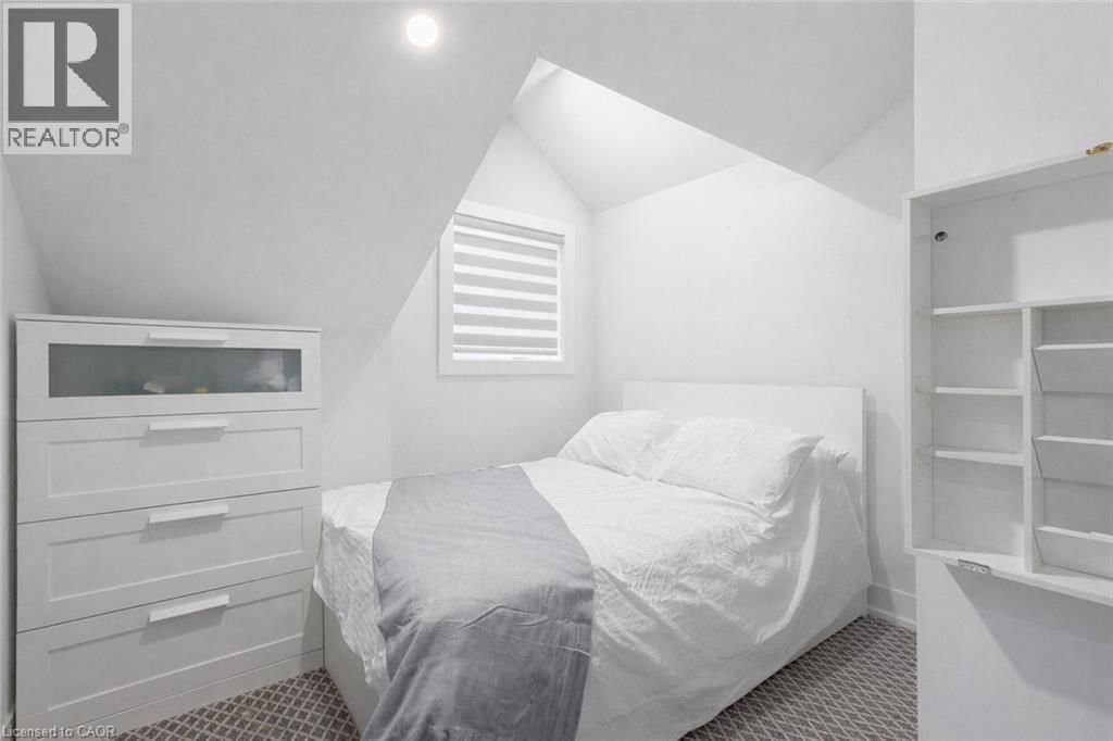 676 BAYSHORE BOULEVARD Image 24