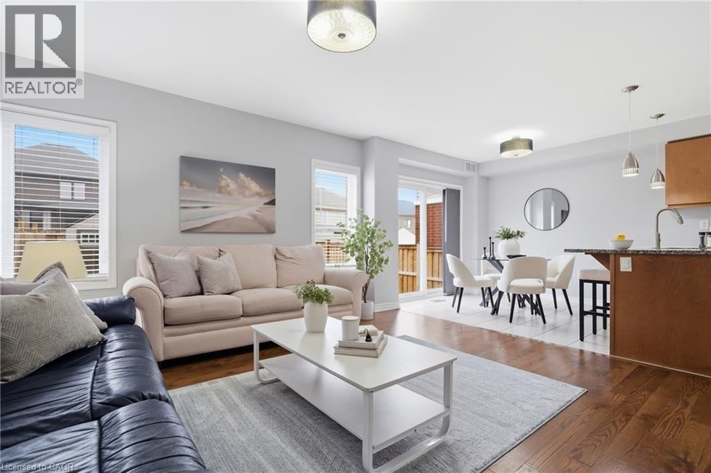 125 WATERMILL STREET Image 9