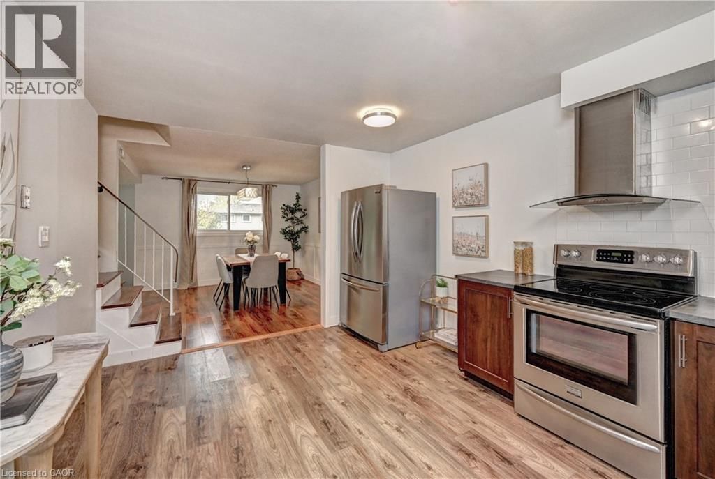 39 SOUTHWOOD DRIVE Image 16