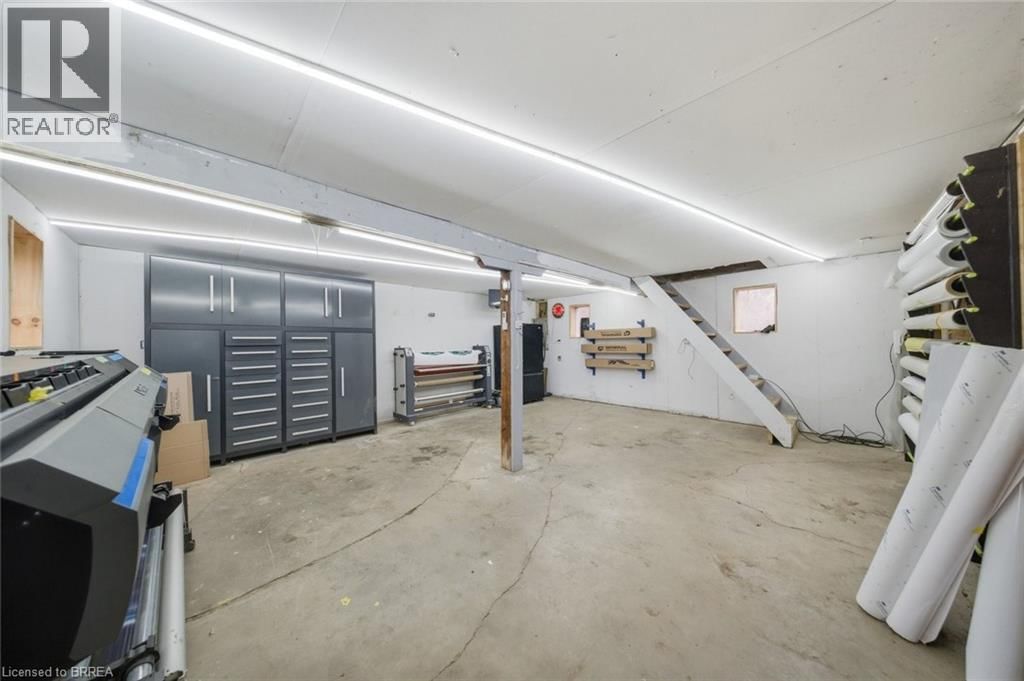 7 BARRY DRIVE Image 28