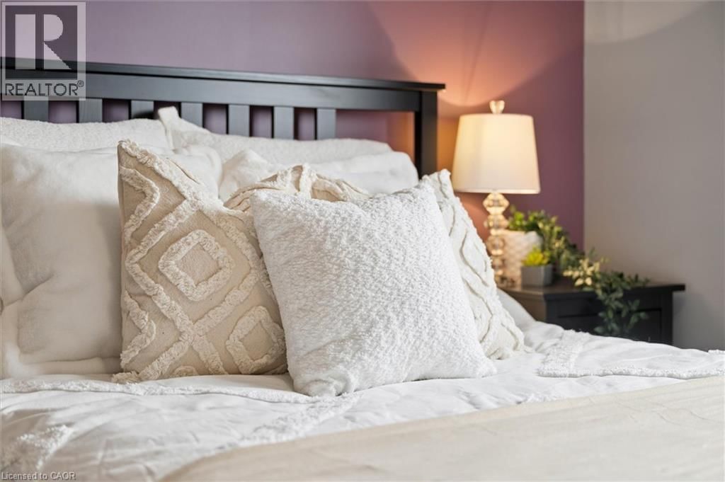 1B - 240 WESTMEADOW DRIVE Image 21