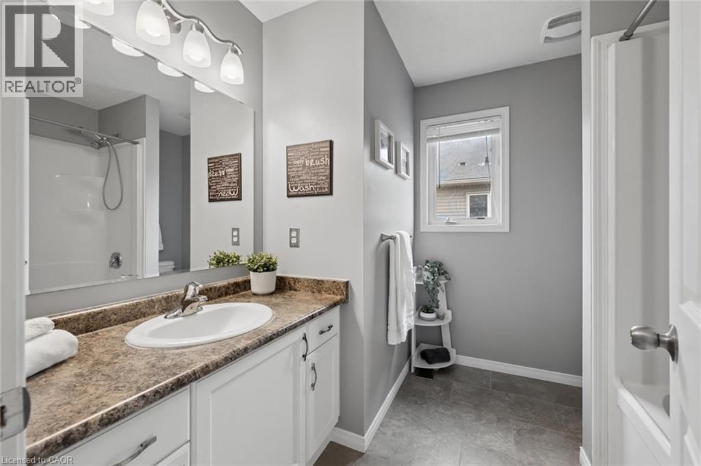 1B - 240 WESTMEADOW DRIVE Image 22