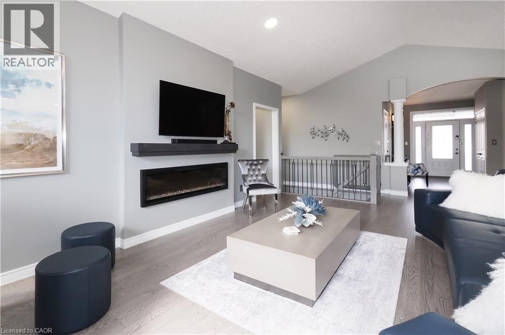 583 LAKEVIEW DRIVE Image 11