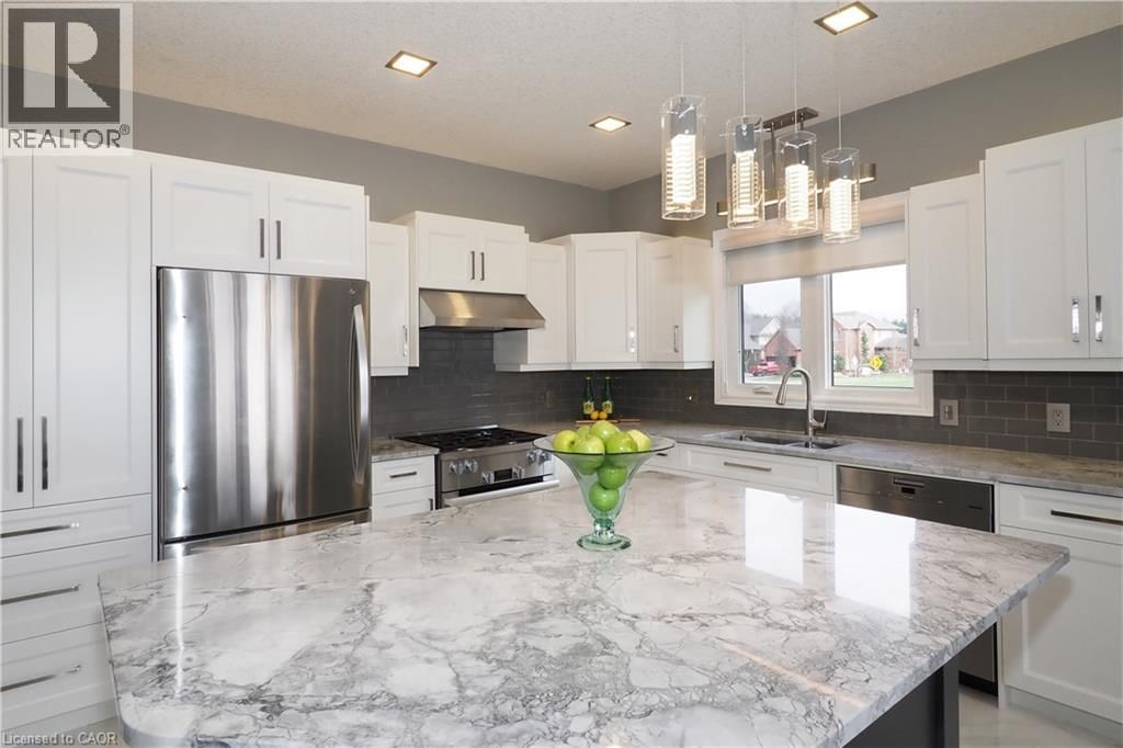 583 LAKEVIEW DRIVE Image 16