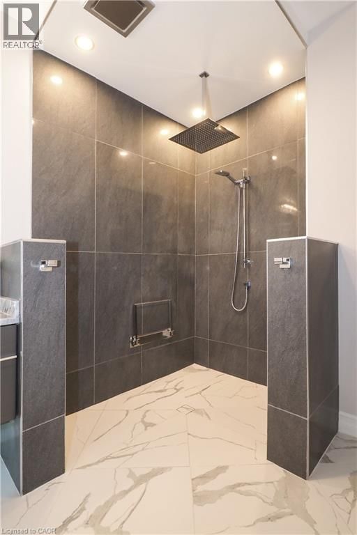 583 LAKEVIEW DRIVE Image 27