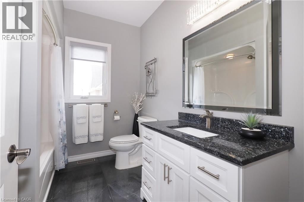 583 LAKEVIEW DRIVE Image 30