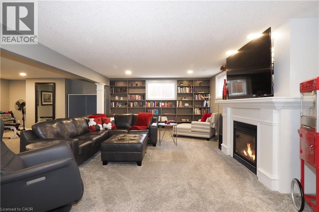 583 LAKEVIEW DRIVE Image 34