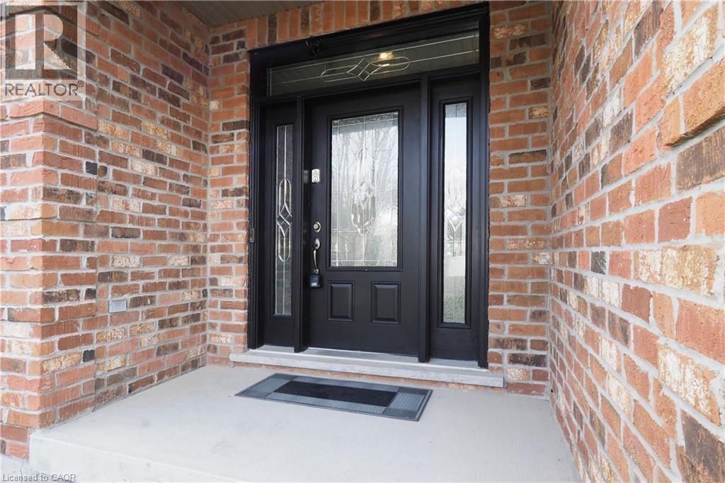 583 LAKEVIEW DRIVE Image 4